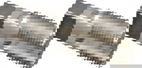 Standard Pipe Tap: 1 - 11-1/2, NPS, Regu